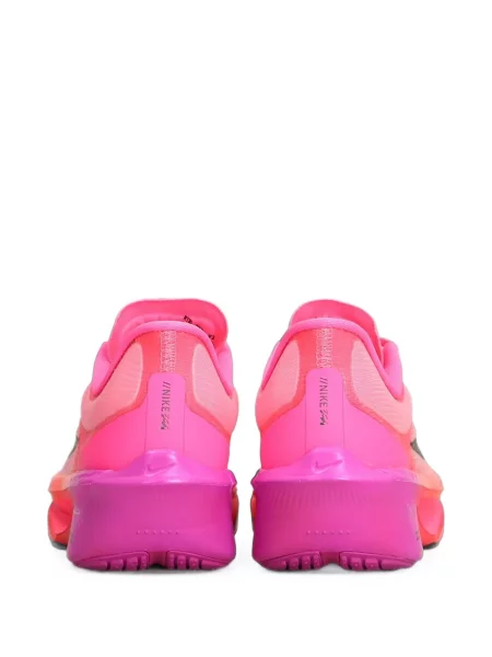 Top Nike cu gradient roz