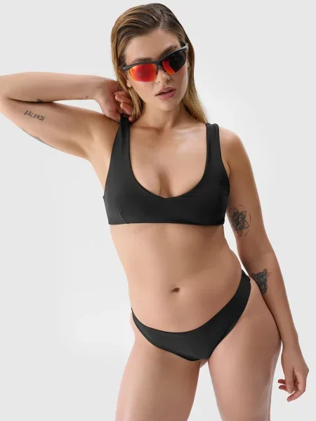 Top 4f negru