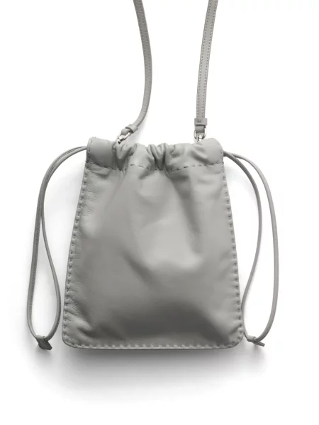 Кожена чанта Prada сиво