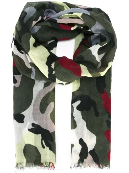 Fular Valentino Garavani cu model camuflaj verde