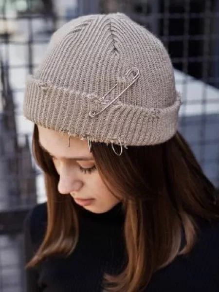 Without Шапка бежевий