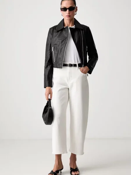 Armani Exchange geacă de piele pentru femei negru