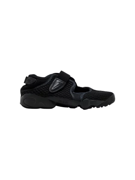 Tenisky Nike čierna