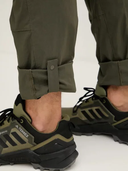 Брюки The North Face зеленые