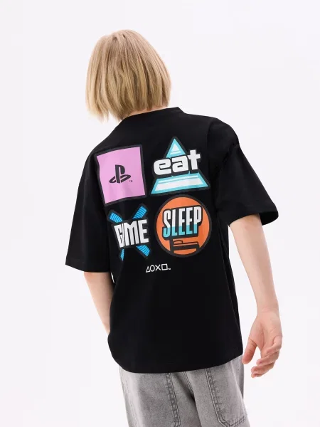 Reserved Playstation póló fekete