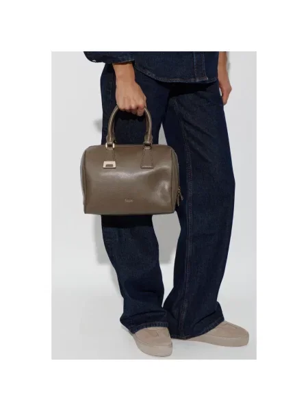Furla torebka crossbody skórzana Olivia M Boston Bag brązowa