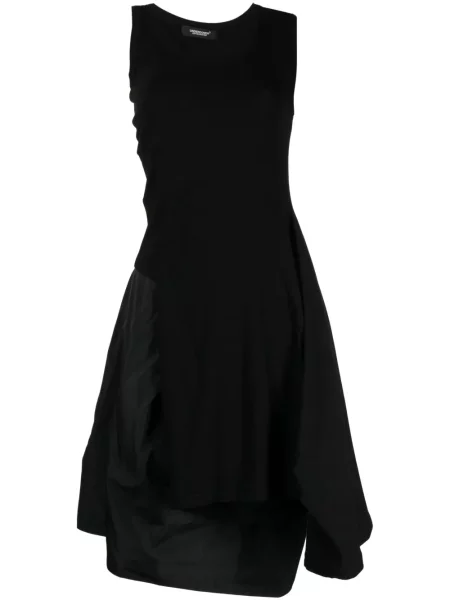Rochie Undercover drapată de costum negru