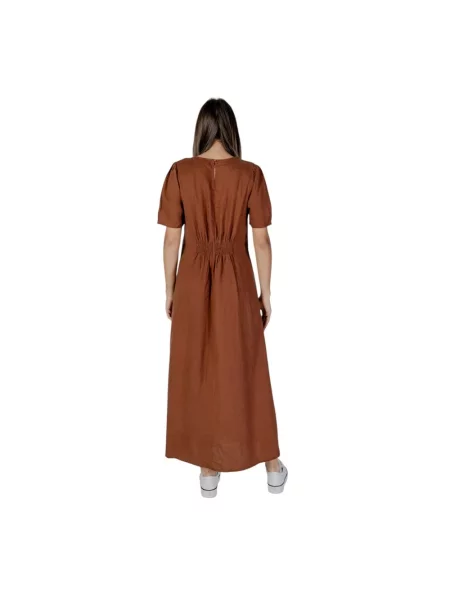 Lniana długa sukienka maxi B.young brązowa