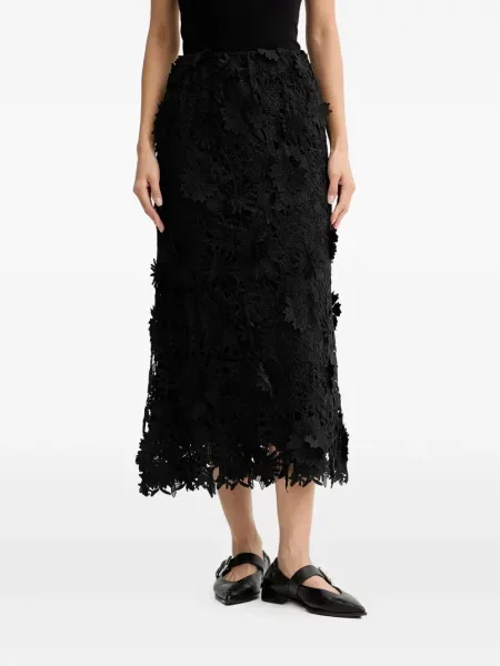 Fustă midi Munthe cu model floral din dantelă până la genunchi negru