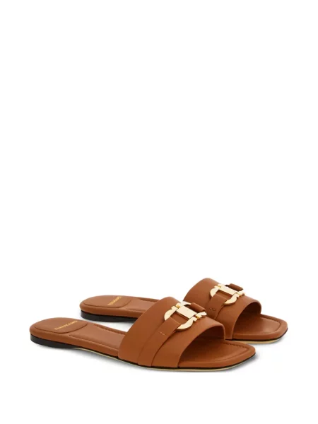 Papuci Ferragamo din piele cu cataramă maro