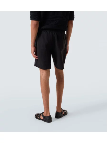 Pantaloni scurți Commas de in negru