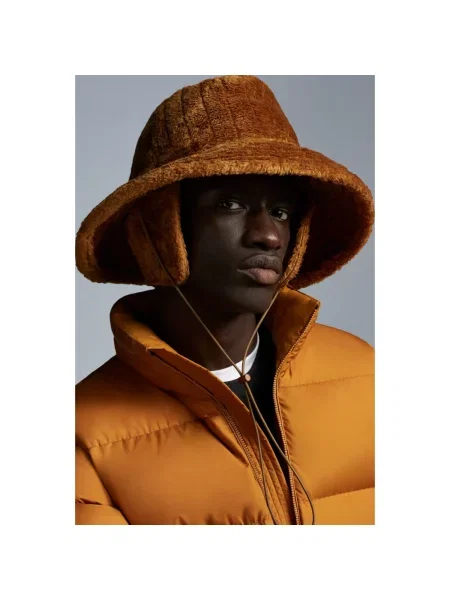 Czapka Moncler brązowa