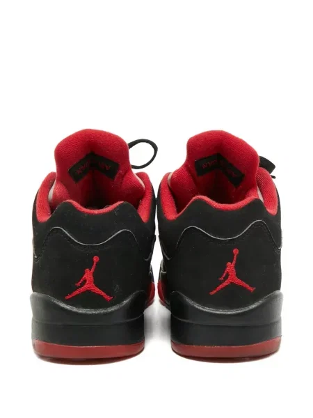 Sneakerși Jordan din piele negru