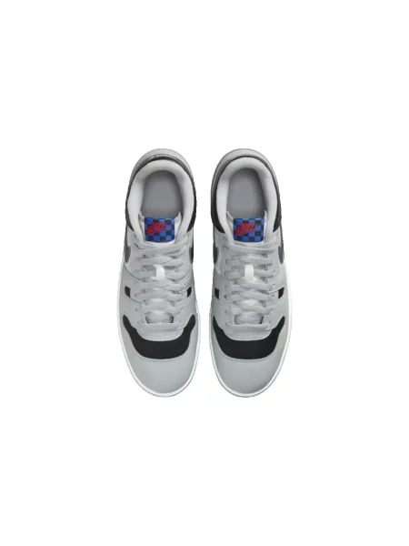 Pantofi Nike roșu