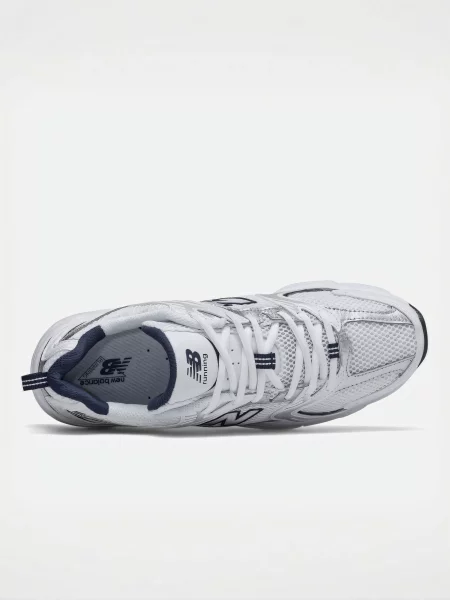 Повседневные кроссовки New Balance белые