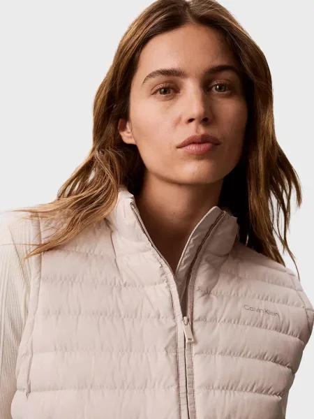 Жилет Calvin Klein бежевий