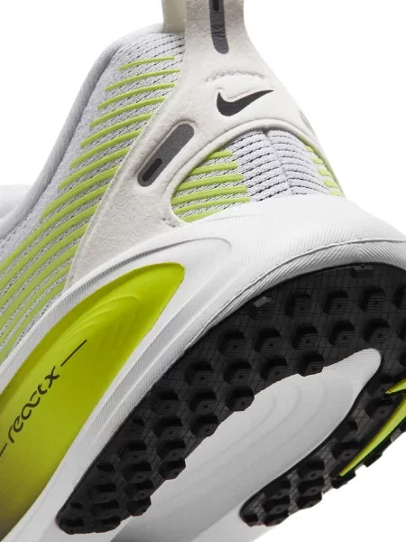 Nike sportcipő gyerek Vomero 18 fehér