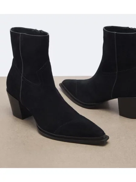 Čevlji do gležnjev Jimmy Choo iz semiša črna
