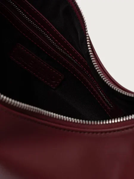 Кожаная сумка через плечо Valentino Bags