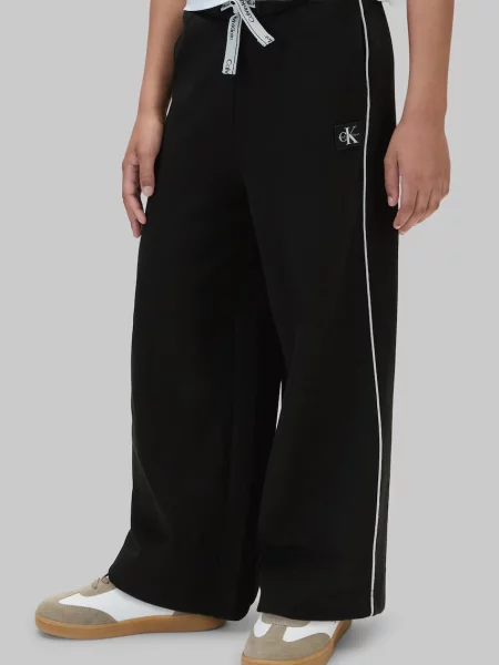 Calvin Klein Jeans pantaloni de trening pentru copii cu negru