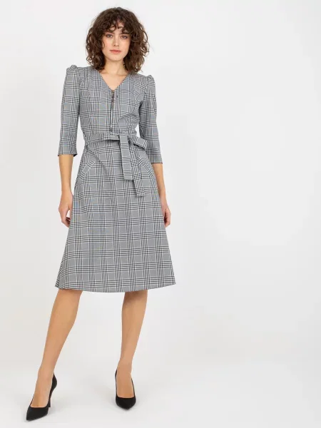 Sukienka Lakerta garniturowa biała