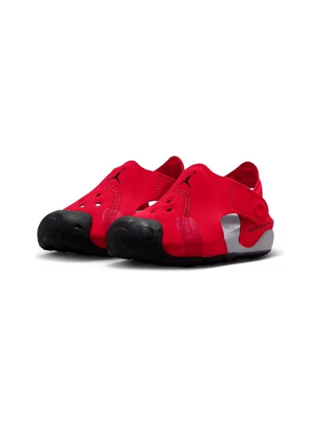 Sandále Nike červená