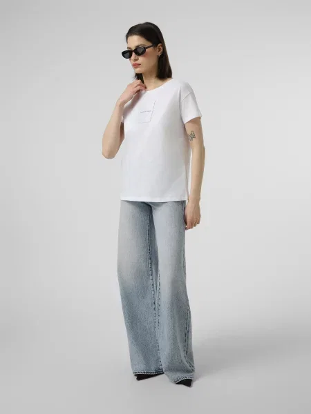 Футболка Armani Exchange білий