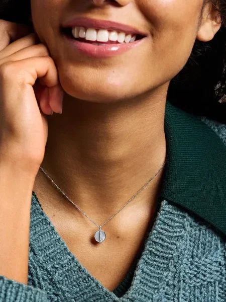 Ланцюжок Fossil