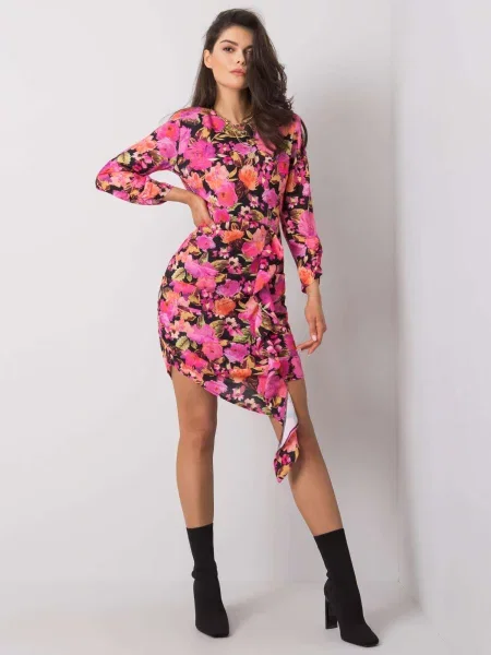 Koktejl obleka Fashionhunters roza