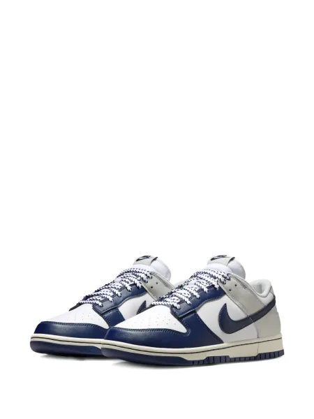 Matlasat sneakerși Nike LeBron alergare violet