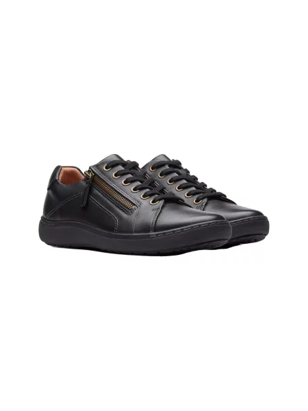 Pantofi Clarks din dantelă negru