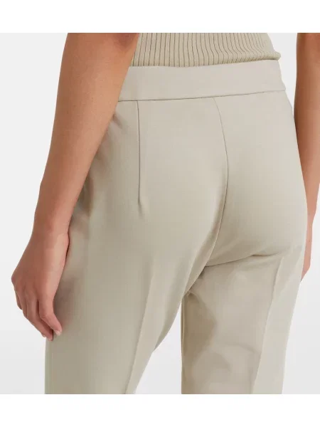 Decupat pantaloni Max Mara din jerseu bej