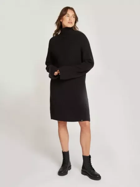 Calvin Klein Jeans Ruha fekete