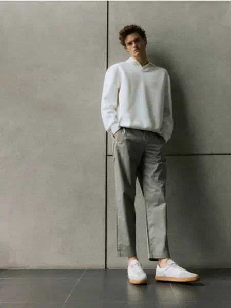 Reserved Spodnie jogger straight szary