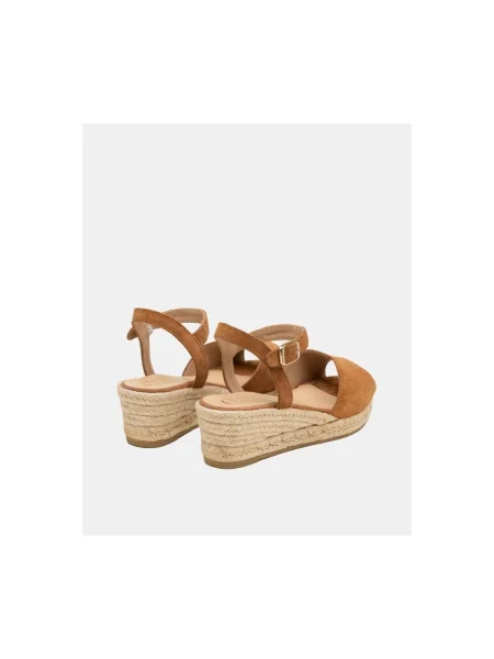 Pantofi Gaimo maro