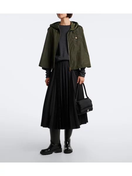 Geacă Moncler cu glugă verde