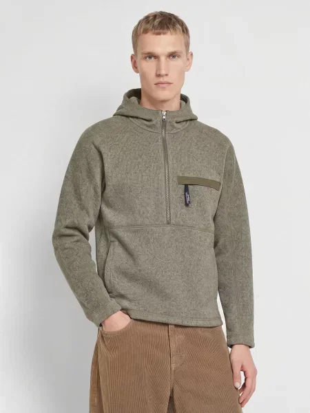 Sweter Patagonia z kapturem