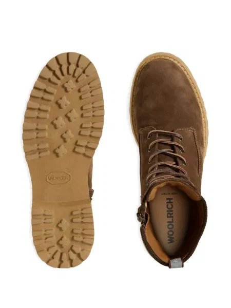 Botine Woolrich cu șireturi din dantelă maro