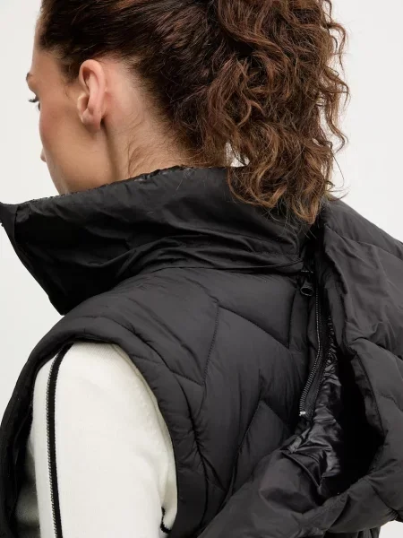 Пуховик Helly Hansen черный