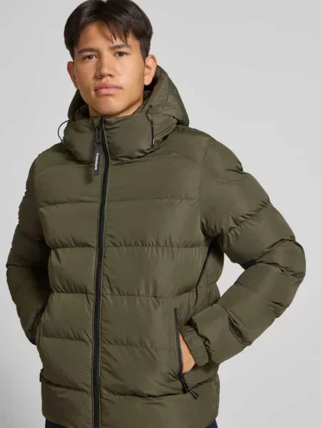 Kurtka pikowana z wyhaftowanym logo i kapturem Superdry