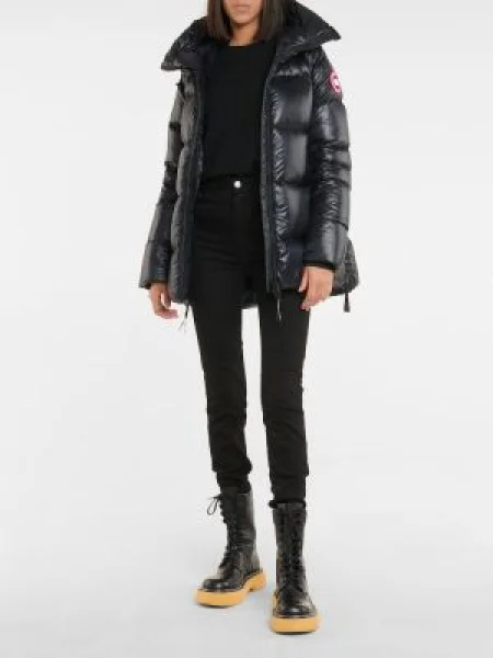 Pehelydzseki Canada Goose fekete