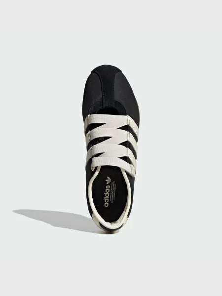 Кроссовки Adidas черные
