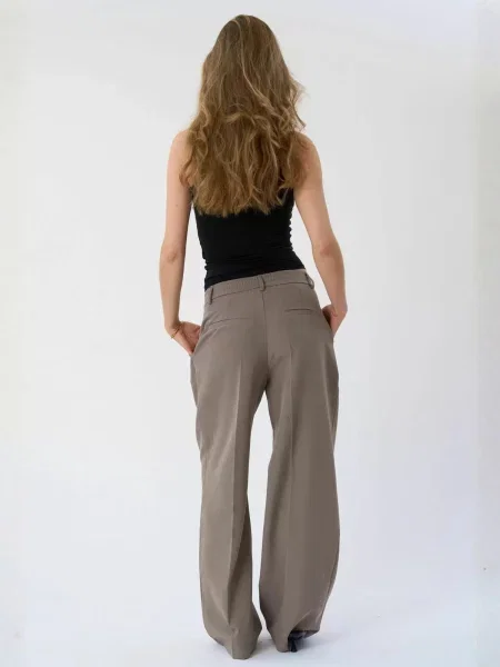 TEESHOPPEN Pantaloni Mila taupe gri