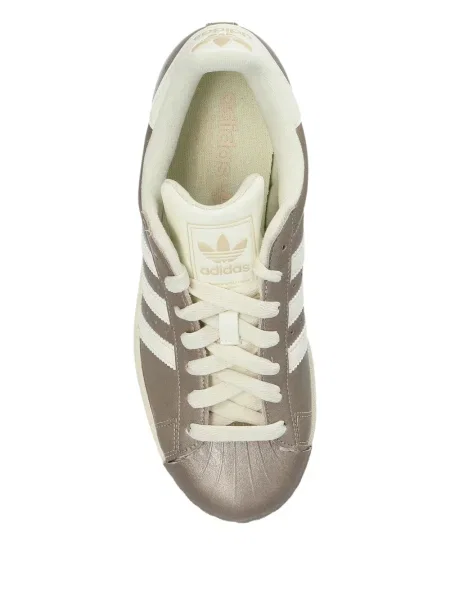 Маратонки Adidas Superstar с връзки с дантела кафяво