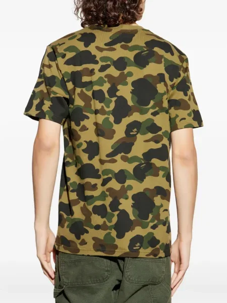 Tricou A Bathing Ape® cu imagine cu model camuflaj verde
