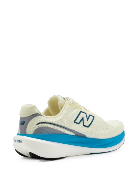 Top New Balance negru