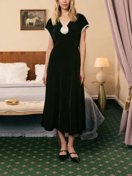 Rochie midi Sleeper până la genunchi de costum negru
