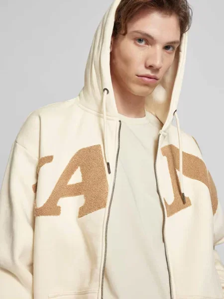 Szorty cargo o kroju regular fit z wyhaftowanym logo Karl Kani niebieskie