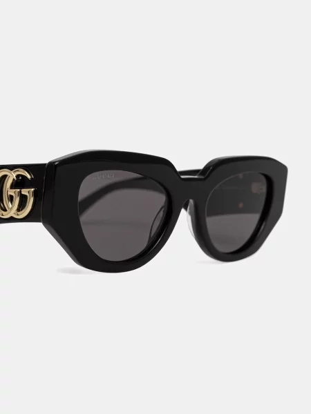 Солнцезащитные очки Gucci черные