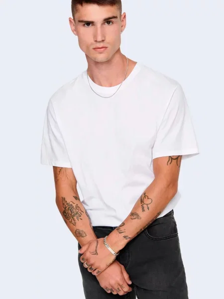 Koszulka crop top Mężczyzna ONLY & SONS MATT LONGY SS TEE NOOS biała